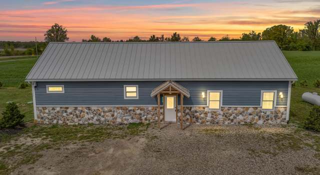 Photo of 8210 Burt Rd, Pittsford, MI 49271