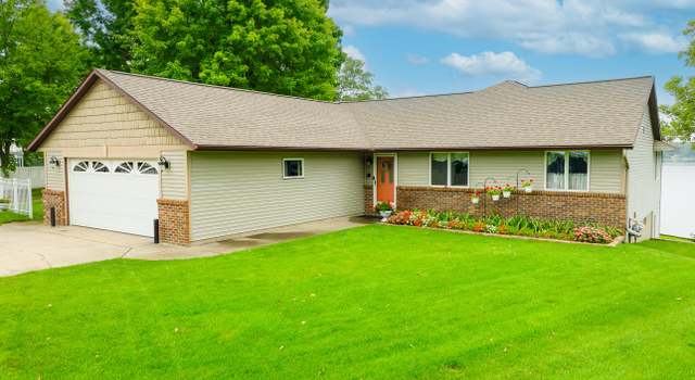 Photo of 444 Whispering Oaks Dr, Muskegon, MI 49442