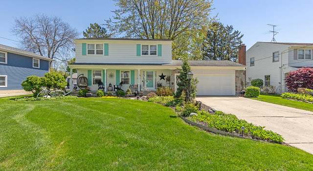 Photo of 2300 Ridgecroft Ave SE, Grand Rapids, MI 49546