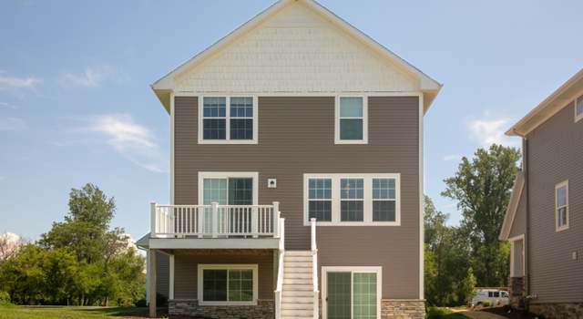 Photo of 533 Emerald Ct, Benton Harbor, MI 49022