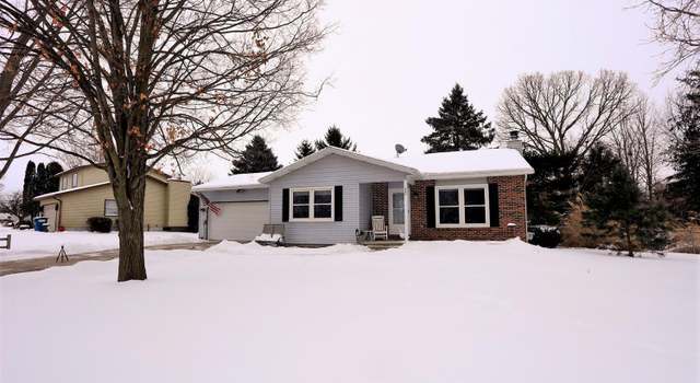 Photo of 308 Oak Tree Dr, Clinton, MI 49236