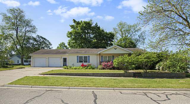Photo of 632 Green St, South Haven, MI 49090