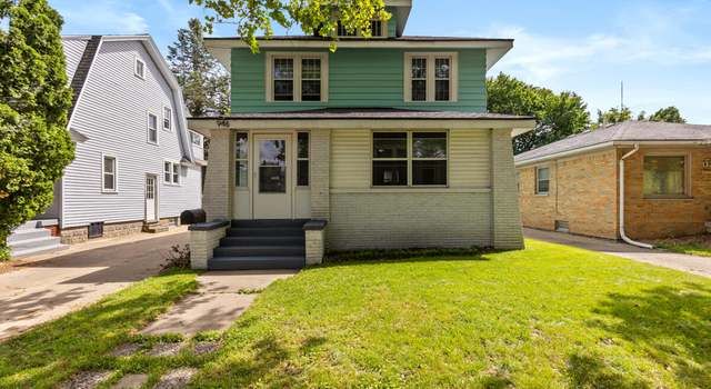 Photo of 946 Lake Michigan Dr NW, Grand Rapids, MI 49504