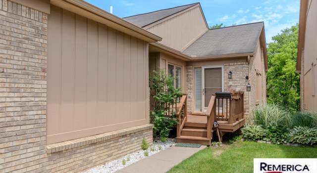 Photo of 35400 Blue Spruce Dr, Farmington, MI 48335