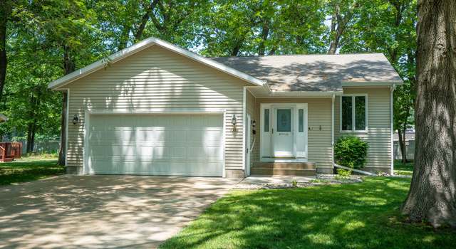 Photo of 1052 Wildwood Ln, Muskegon, MI 49441