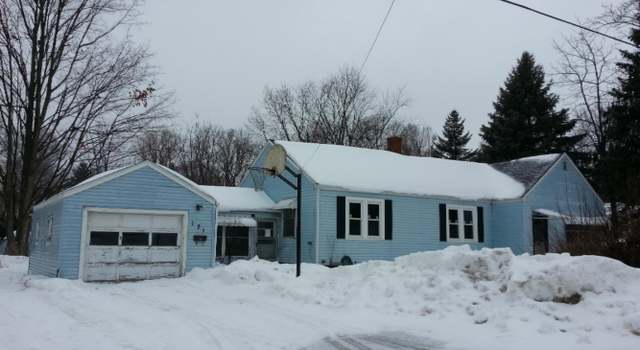 Photo of 131 N East St, Cassopolis, MI 49031