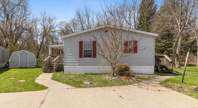 Photo of 8749 Country View Cir, Sparta, MI 49345
