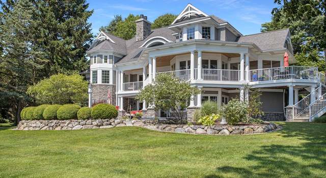Photo of 4226 E Gull Lake Dr, Hickory Corners, MI 49060