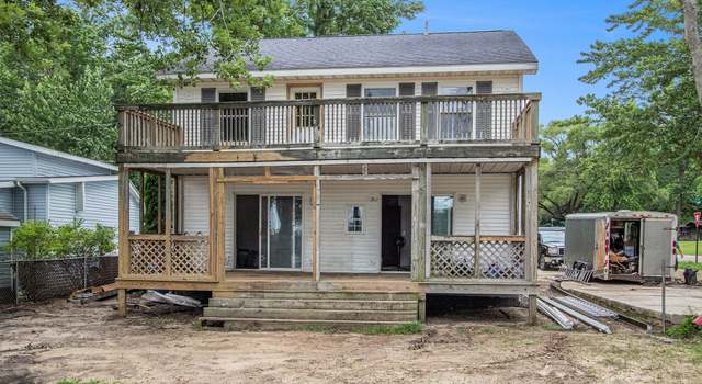 Photo of 7122 Lake Rd, Coloma, MI 49038