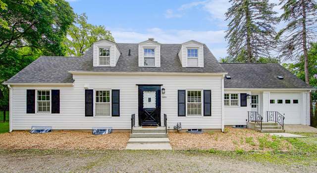 Photo of 2690 Overridge Dr, Ann Arbor, MI 48104