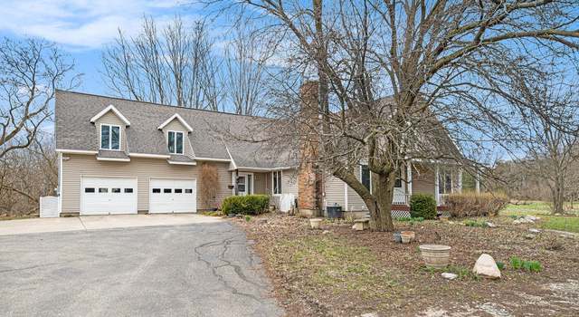 Photo of 5727 11 Mile Rd NE, Rockford, MI 49341