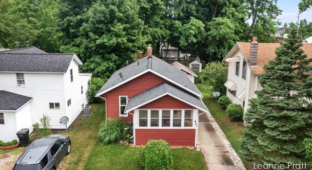Photo of 421 W Grand St, Hastings, MI 49058