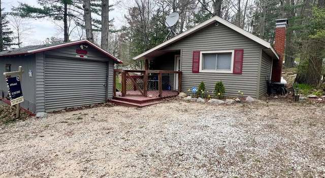 Photo of 17669 Lake Dr, Barryton, MI 49305