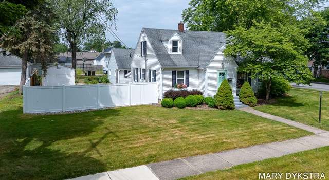 Photo of 3245 Chestnut Ave SW, Grandville, MI 49418