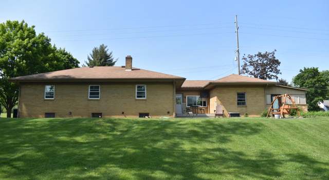 Photo of 1706 76th St SW, Byron Center, MI 49315