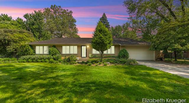 Photo of 2335 Delange Dr SE, Grand Rapids, MI 49506