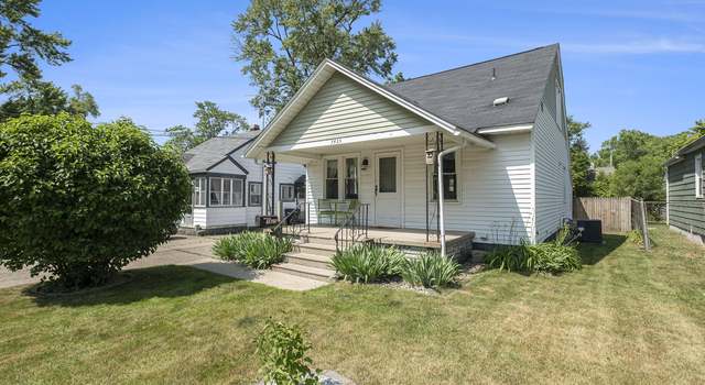 Photo of 3425 Opal Ave SW, Grand Rapids, MI 49548