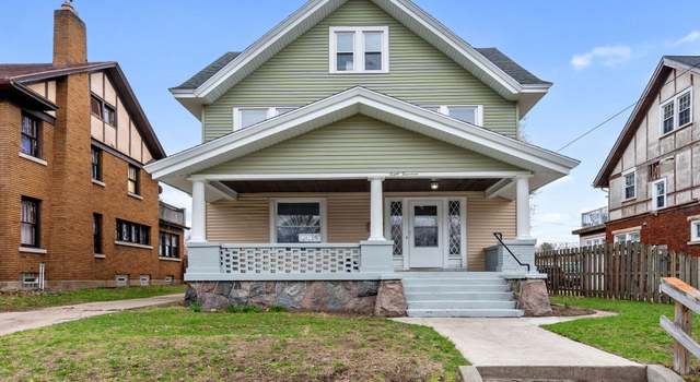 Photo of 814 Bates St SE, Grand Rapids, MI 49506