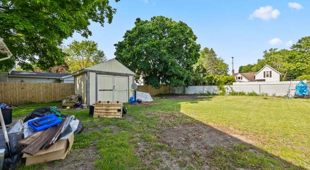 Photo of 717 Pleasant St, Belding, MI 48809