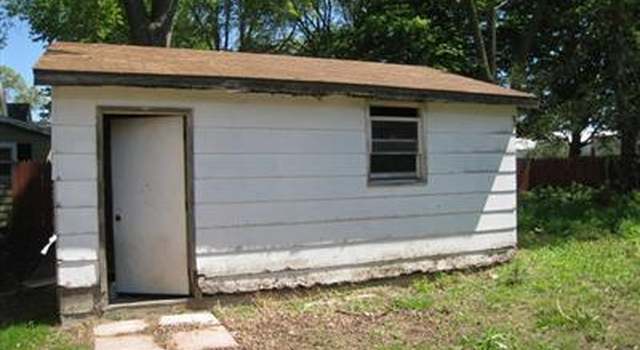 Photo of 100 E Railroad St, Dowagiac, MI 49047