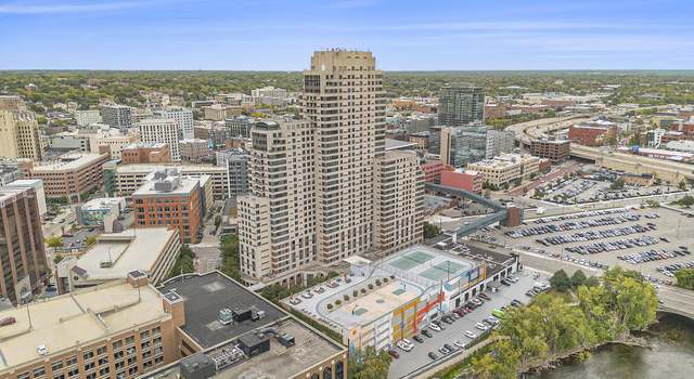 Photo of 67 Campau Cir NW, Grand Rapids, MI 49503