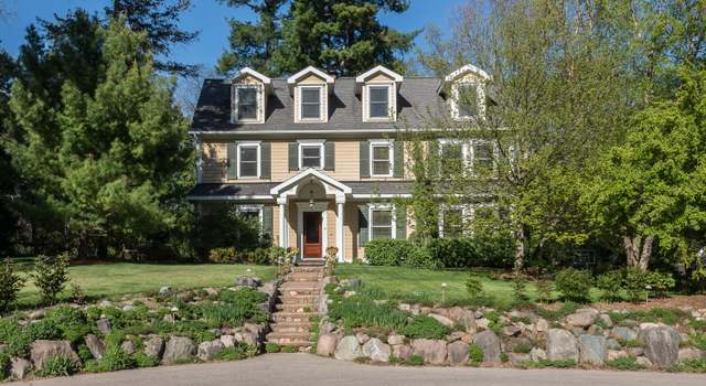Photo of 785 Arlington Blvd, Ann Arbor, MI 48104