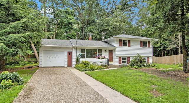 Photo of 3912 Robin Ln, Kalamazoo, MI 49008