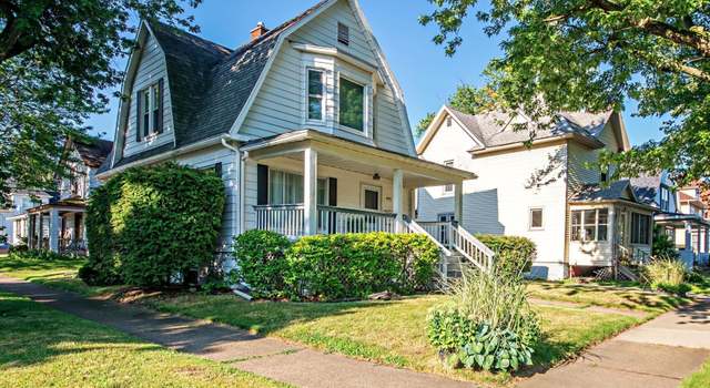 Photo of 822 Harrison Ave, St. Joseph, MI 49085