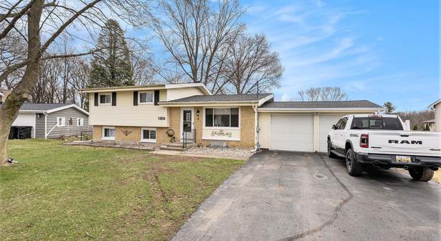 Photo of 1213 Chalmers Dr, Battle Creek, MI 49015