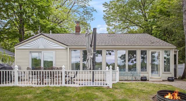 Photo of 456 E Gull Lake Dr, Augusta, MI 49012