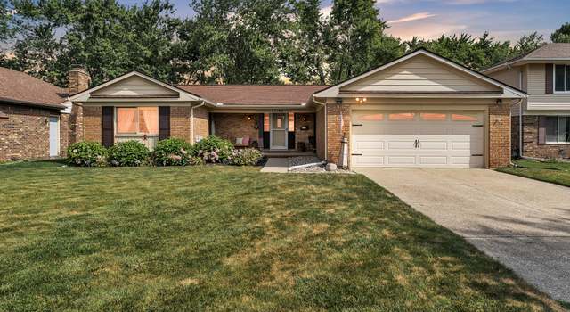 Photo of 44182 Leeann Ln, Canton, MI 48187