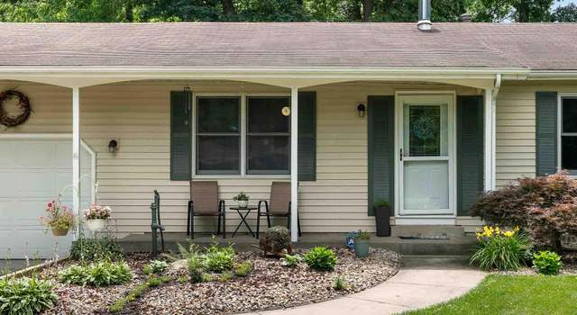 Photo of 26393 Sweetbriar St, Edwardsburg, MI 49112