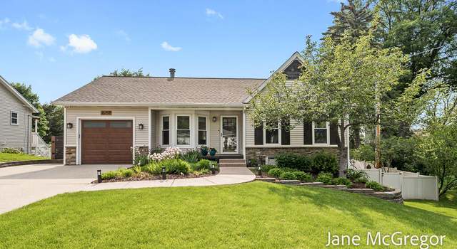 Photo of 15159 Westray St, Grand Haven, MI 49417