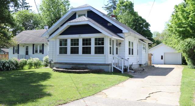 Photo of 744 Rutledge St NE, Grand Rapids, MI 49525