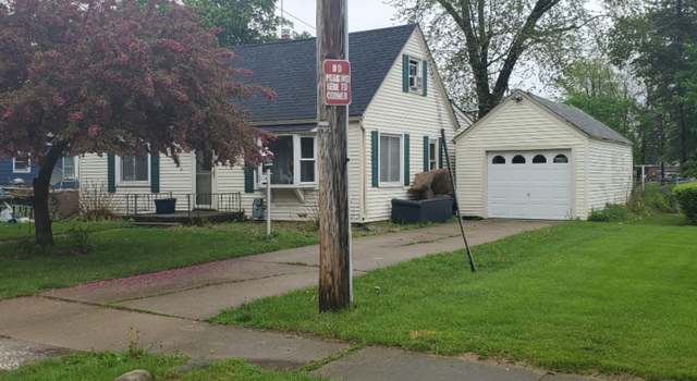 Photo of 104 N St Joseph St, White Pigeon, MI 49099