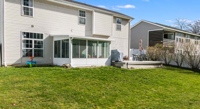 Photo of 2826 Hagerview Ct, Jenison, MI 49428