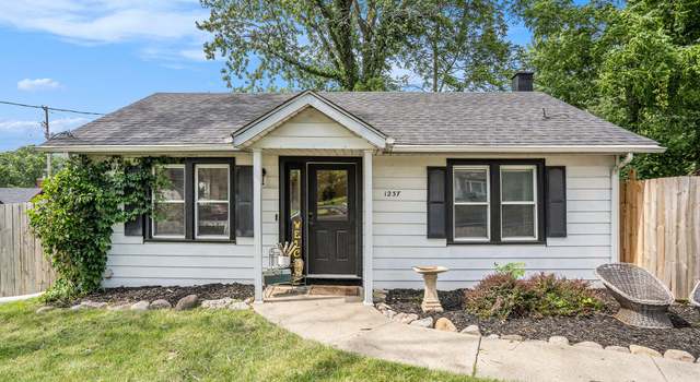 Photo of 1237 E G Ave, Kalamazoo, MI 49004