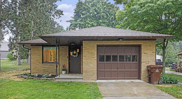 Photo of 904 W Walnut St, Hastings, MI 49058