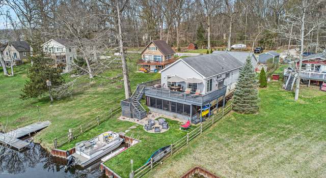 Photo of 1941 Horst Rd, Quincy, MI 49082