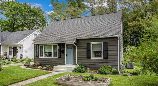 Photo of 1110 Warren Pl, Kalamazoo, MI 49006