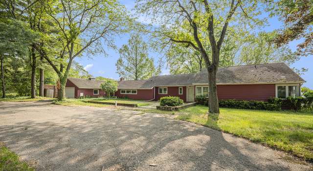 Photo of 51718 33rd St, Paw Paw, MI 49079