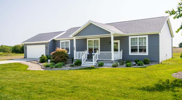 Photo of 30877 County Road 687, Bangor, MI 49013