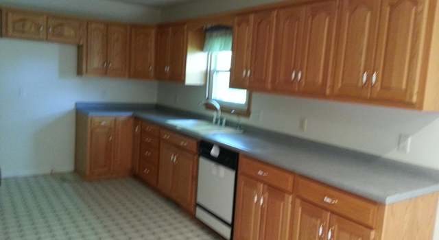 Photo of 11089 Evergreen Dr, Berrien Springs, MI 49103