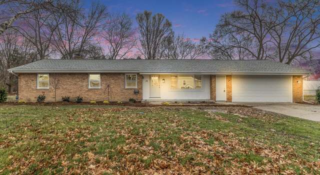 Photo of 15 N Division Ave, Holland, MI 49424