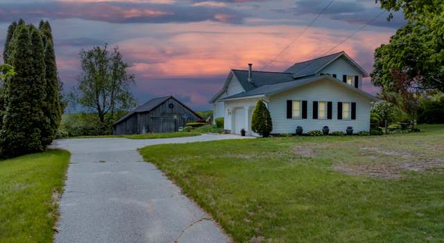 Photo of 3247 W Garfield, New Era, MI 49446