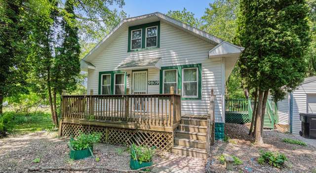 Photo of 9809 Union Pier Rd, Union Pier, MI 49129