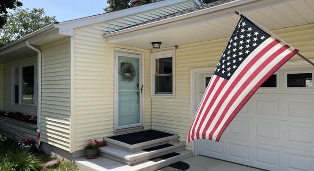 Photo of 2054 Gerald St, Benton Harbor, MI 49022