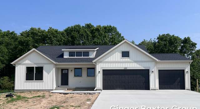 Photo of 1910 Fallasburg Park Dr NE #5, Lowell, MI 49331