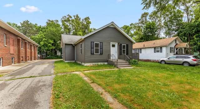Photo of 923 Wayne St, Jackson, MI 49202
