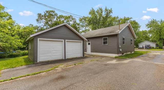 Photo of 923 Wayne St, Jackson, MI 49202